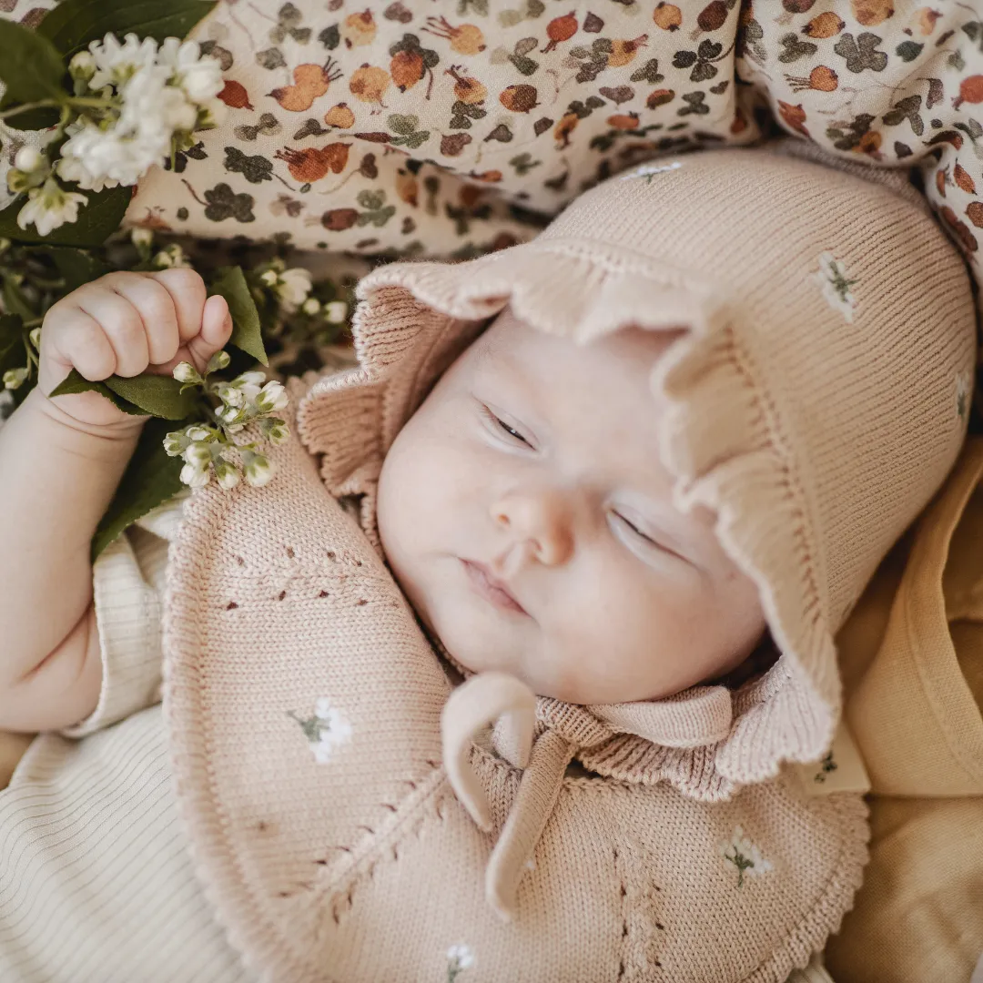 Baby Bonnet - Lilly | Flower on Mellow Rose | 0-4mo