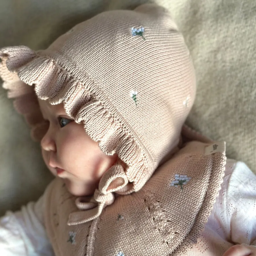Baby Bonnet - Lilly | Flower on Mellow Rose | 0-4mo