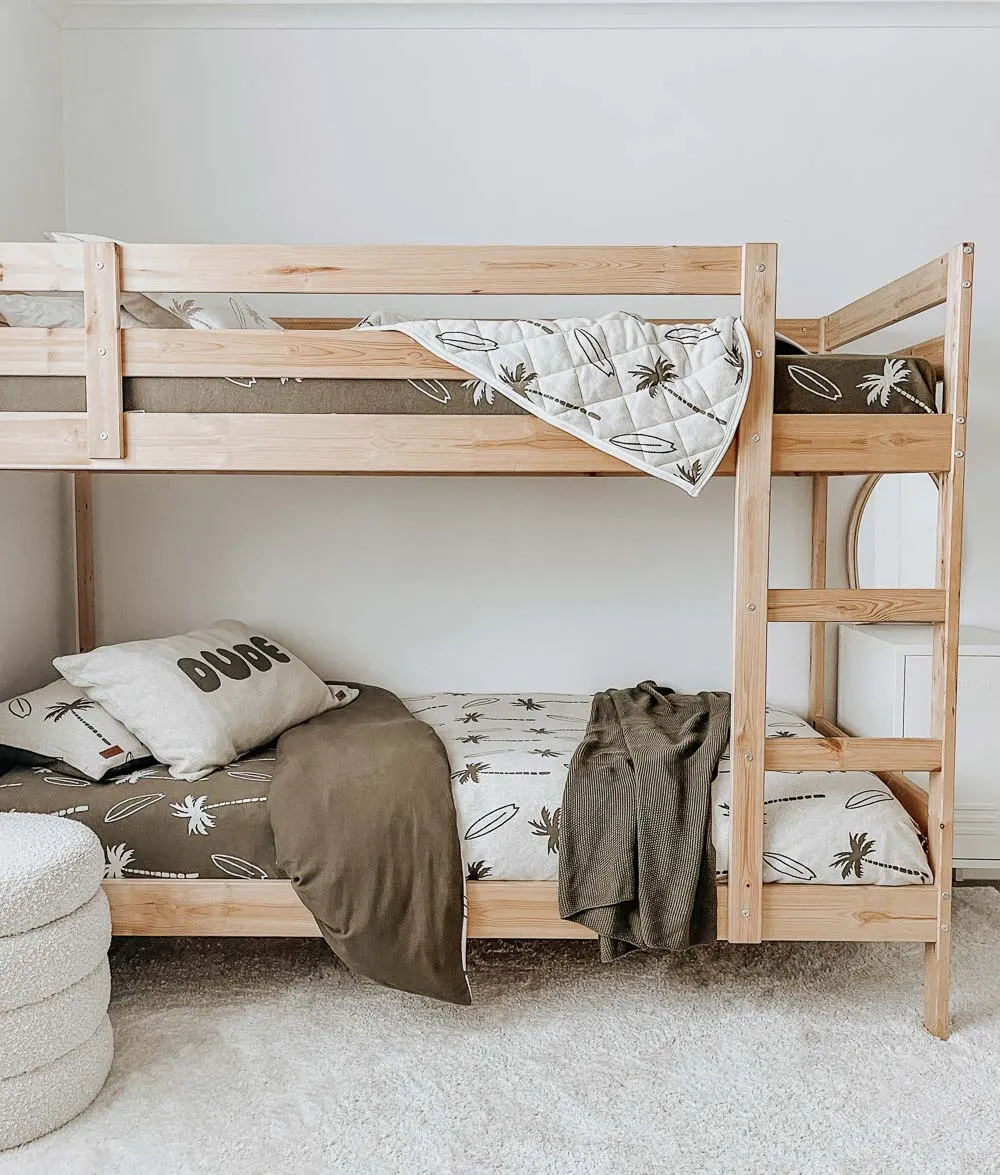 Bengali Quilt | King Single | Olive Surfing Palm