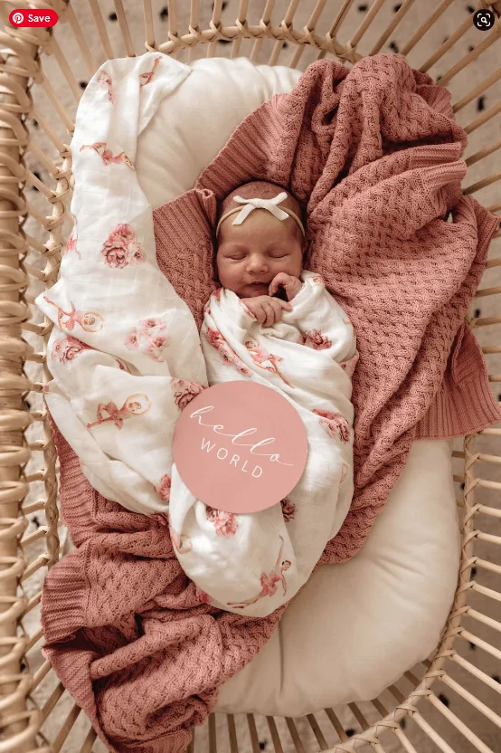 Diamond Knit Baby Blanket | Rosa