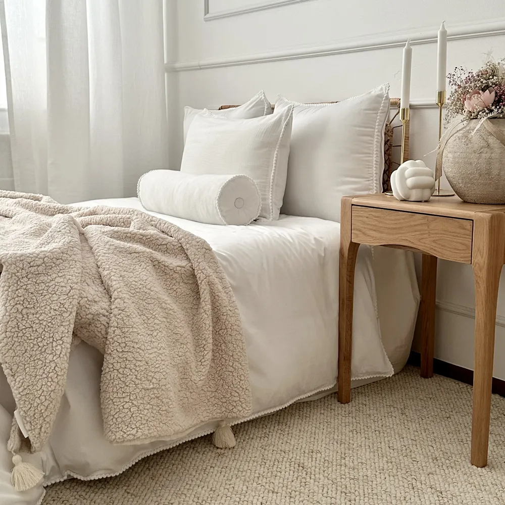 Double Sided Muslin   Faux Fur Blanket | Natural 140x200cm