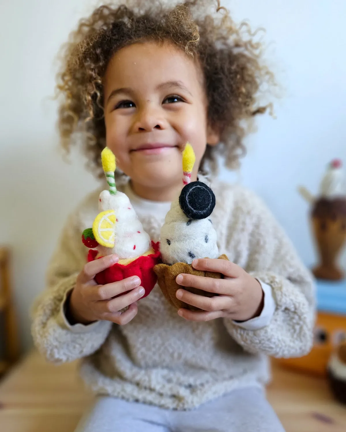 Felt Food Cupcake Giant | Oreo