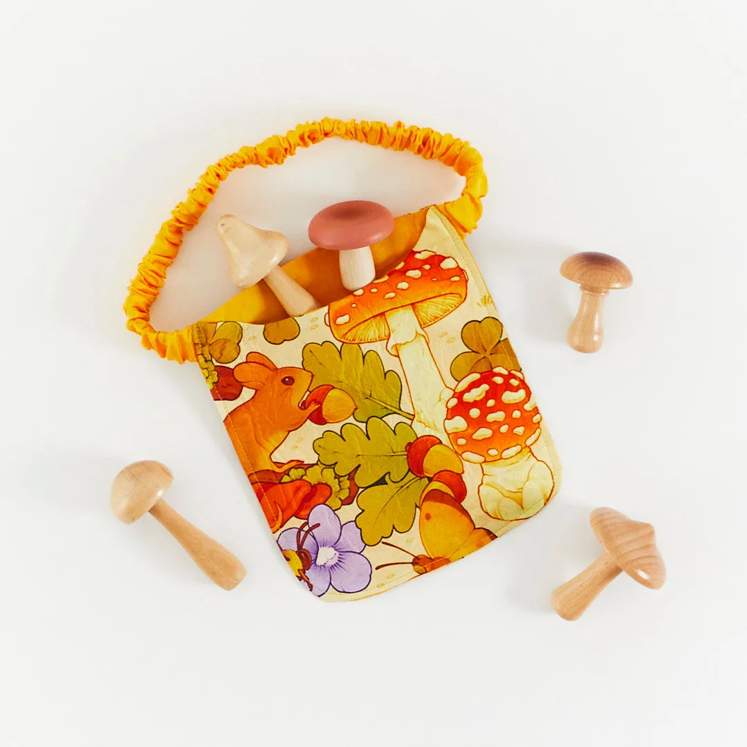 Foraging Pouch