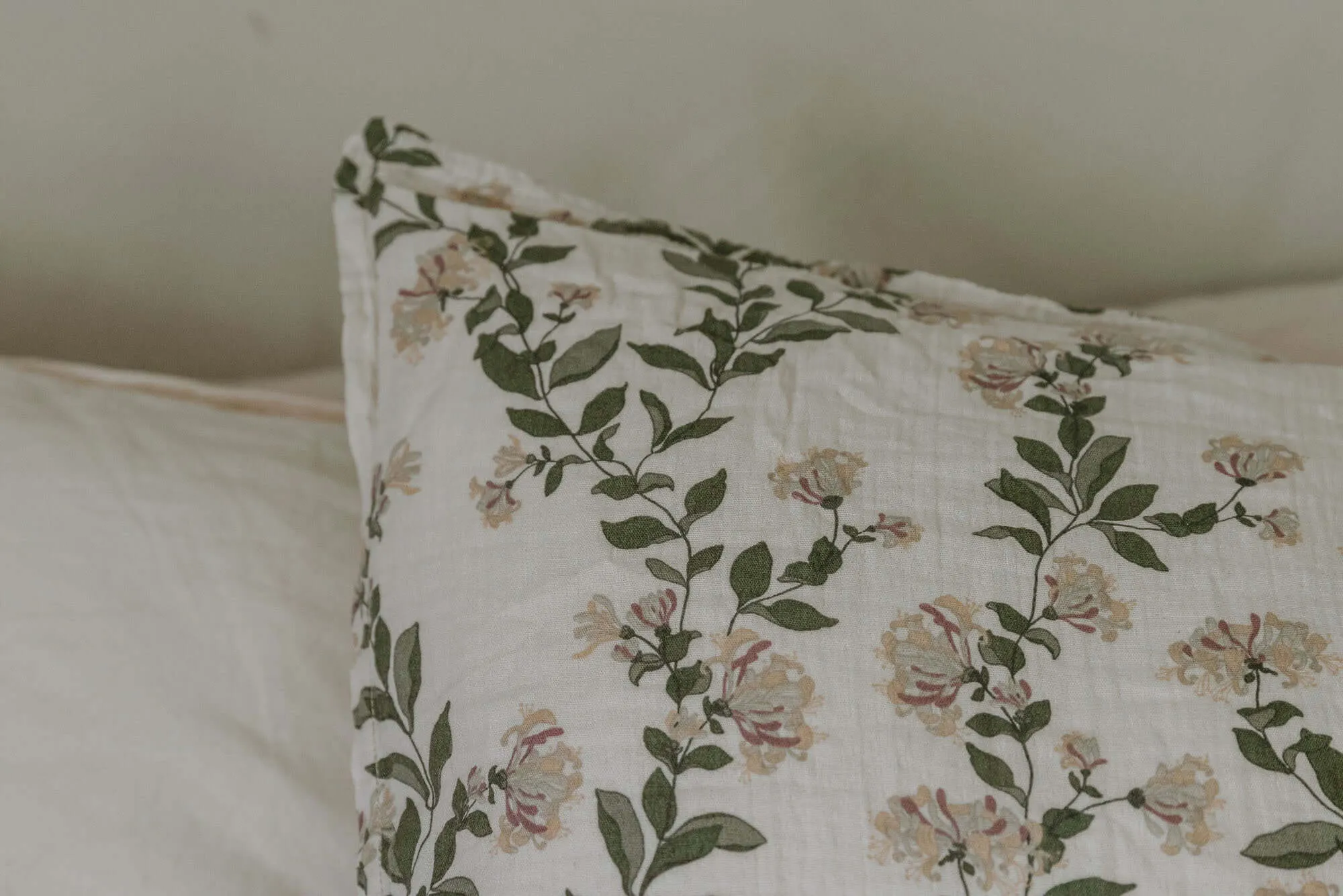 Honeysuckle Muslin Adult Bedset - Single