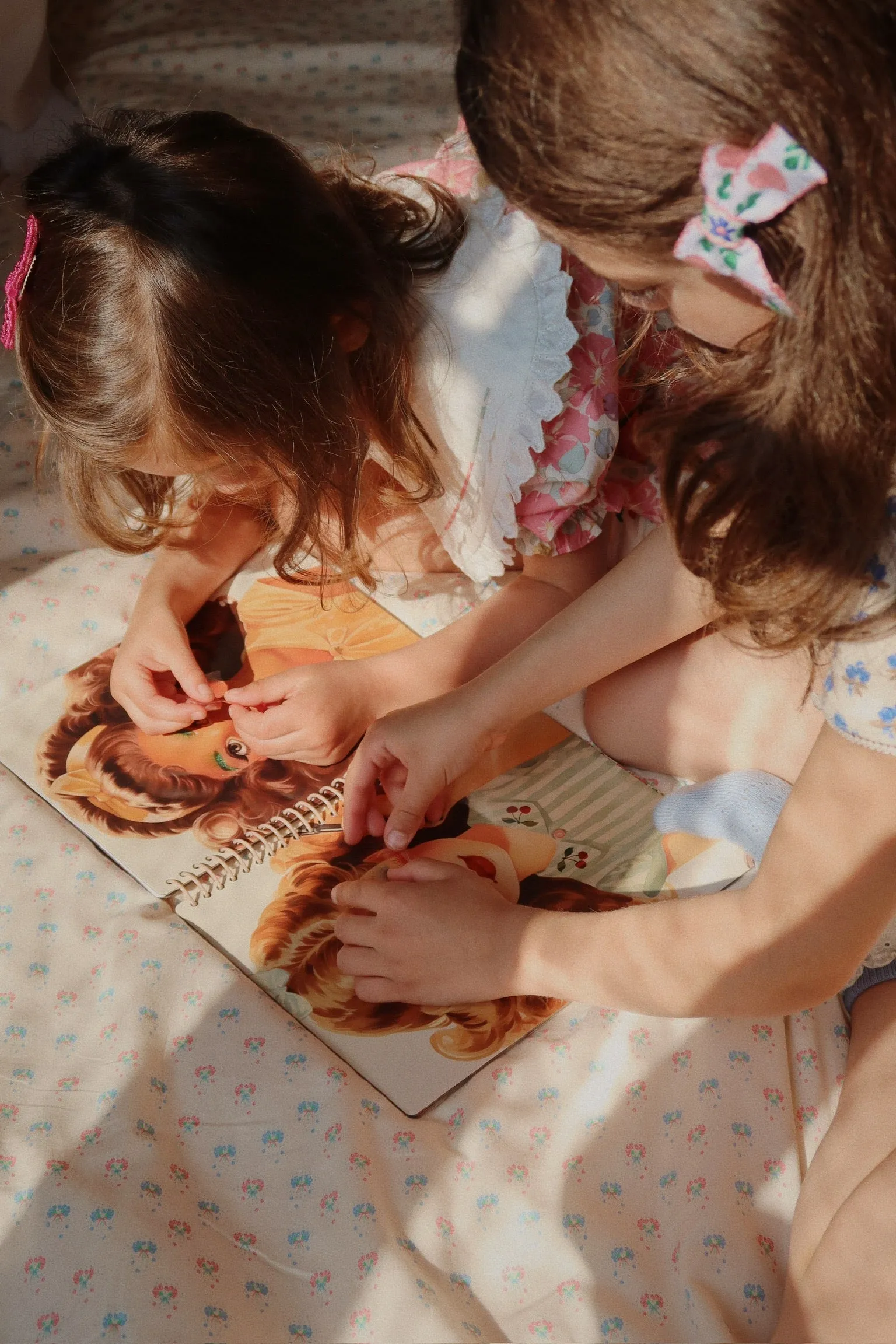 Konges Sløjd Glam Me Up Sticker Book