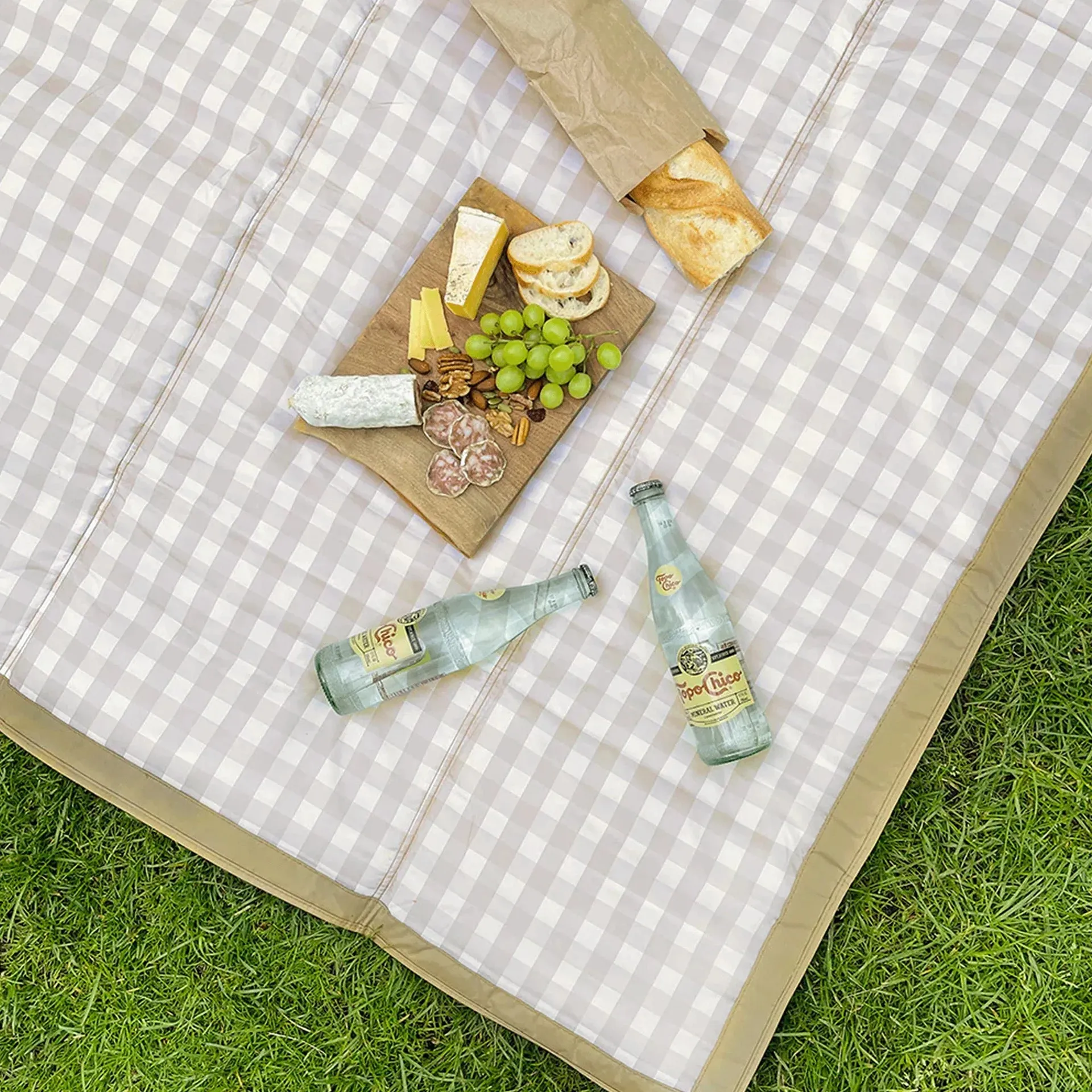 Little Unicorn Outdoor Blanket | Beige Buffalo Check 5 x 10