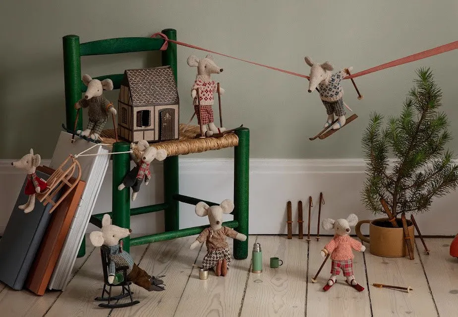 Maileg Mouse | Winter Mouse with Skis Dad