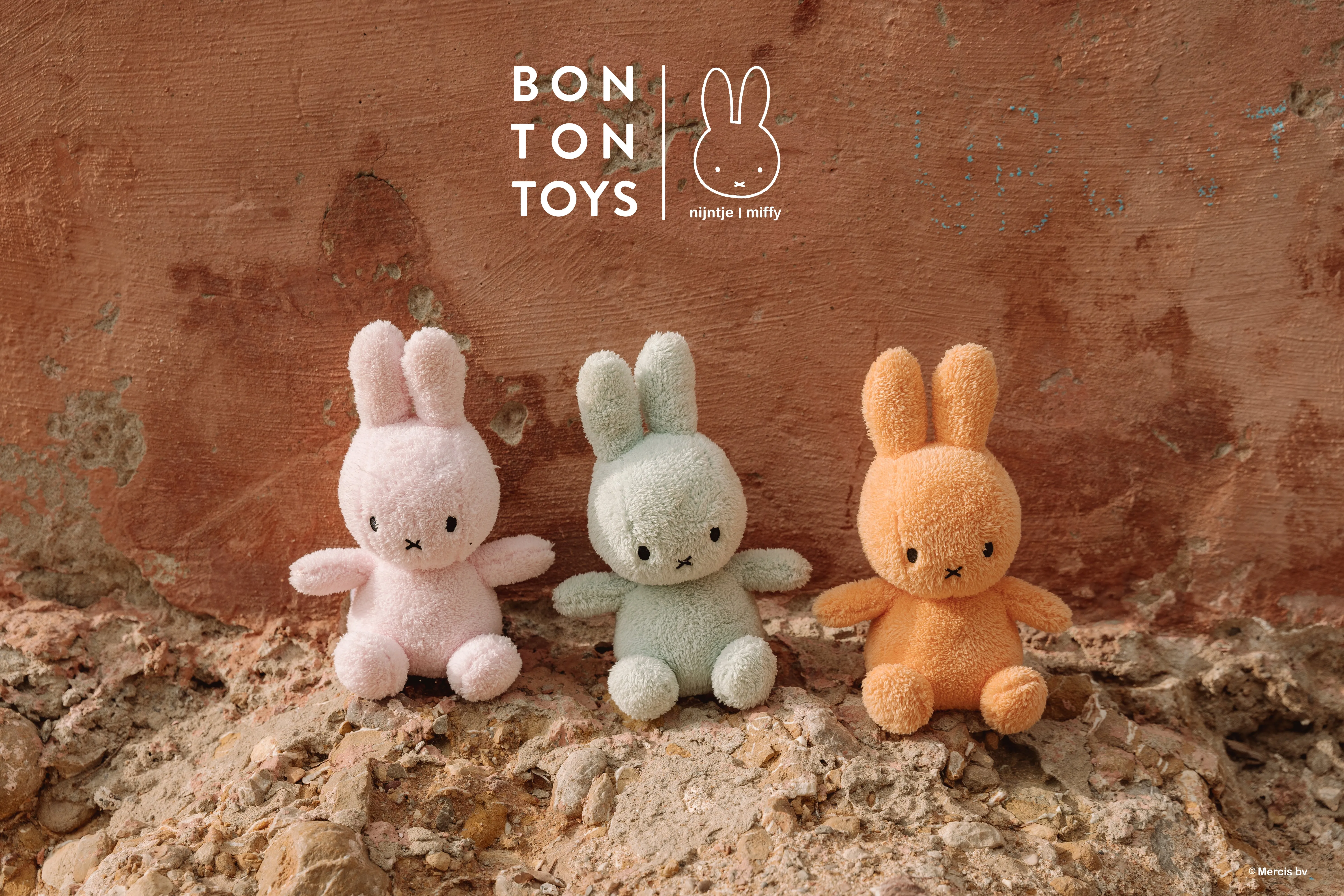 Miffy Sitting Terry Light Pink - 23 cm