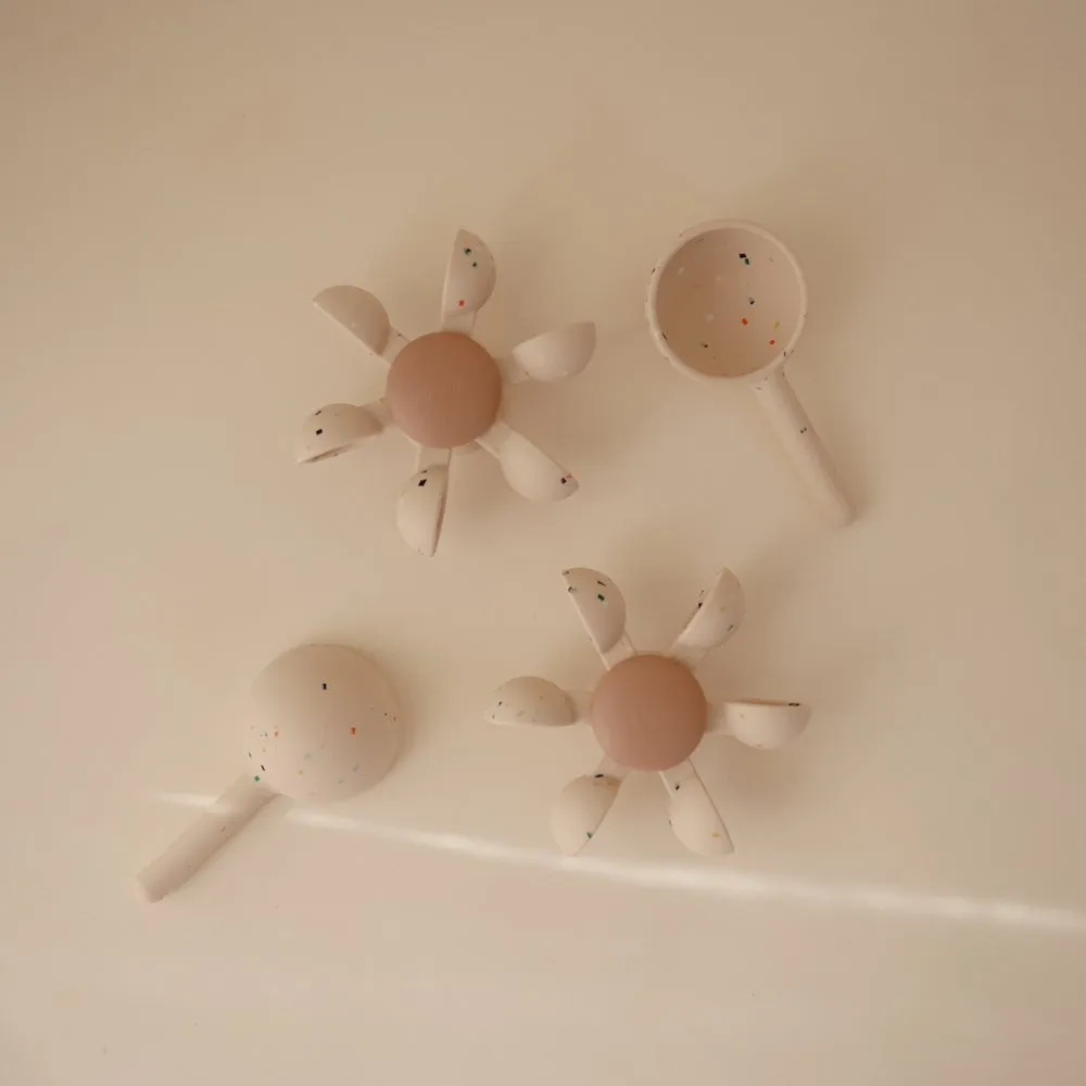 Mushie Bath Play Set | Water Wheel