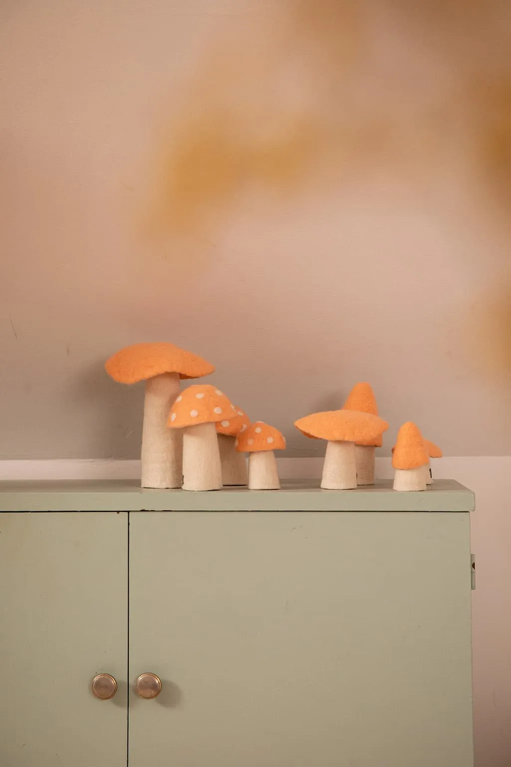 Muskhane Mushroom - Medium 11cm - Apricot Blush