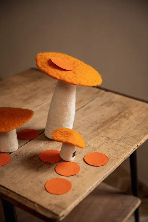 Muskhane Mushroom - Medium 11cm - Apricot Orange