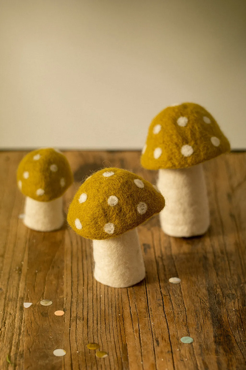 Muskhane Mushroom - Small 8cm - DOTTY Pistachio