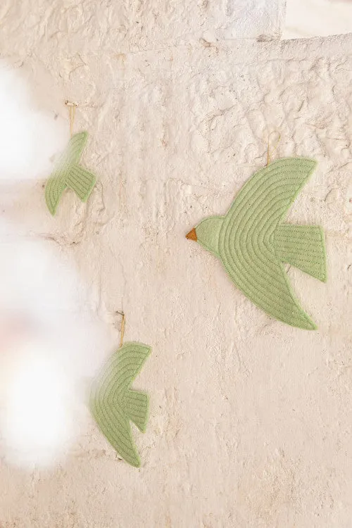 Muskhane Trio Birdy to Hang | Mint