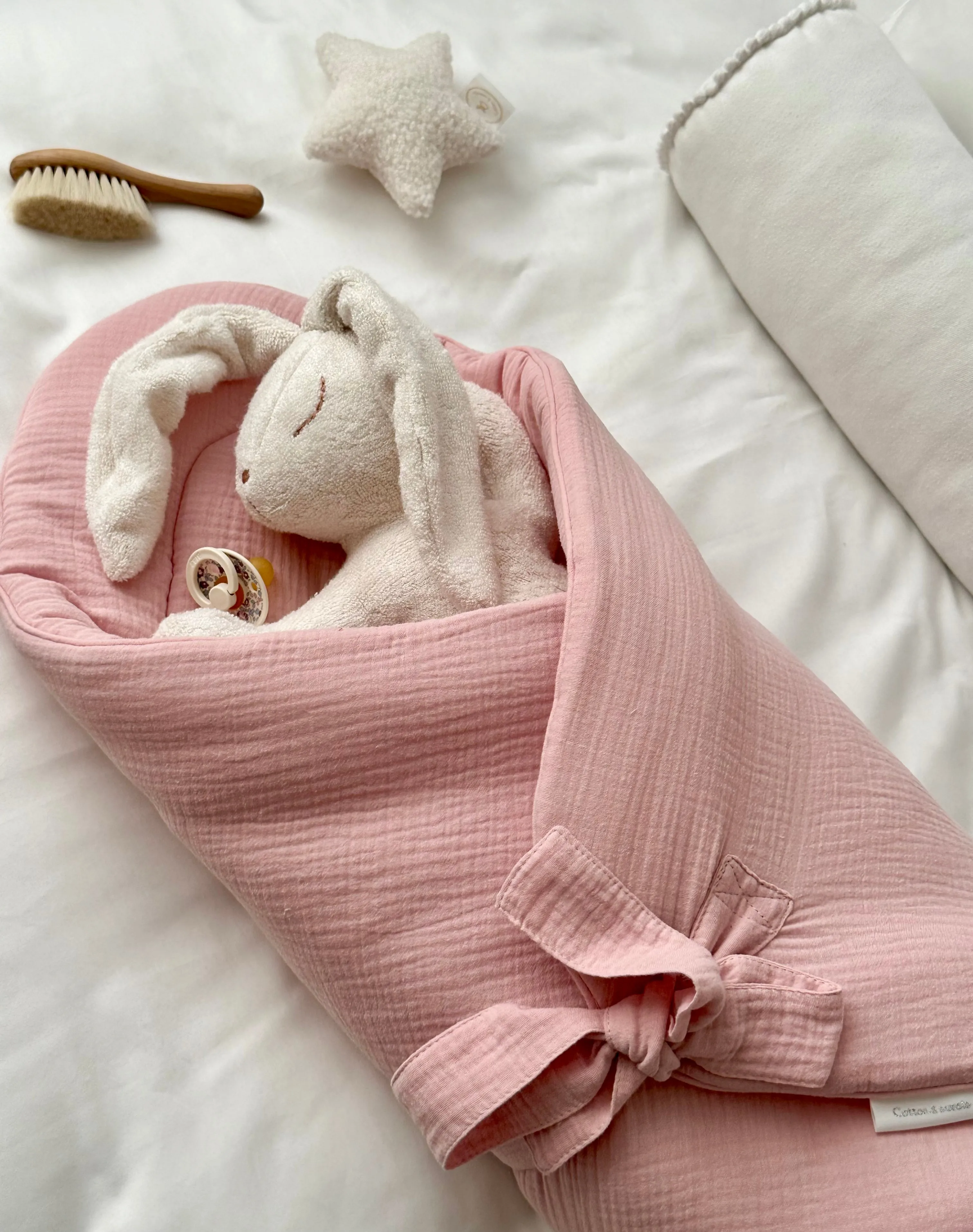 Muslin Baby Horn | Bubblegum