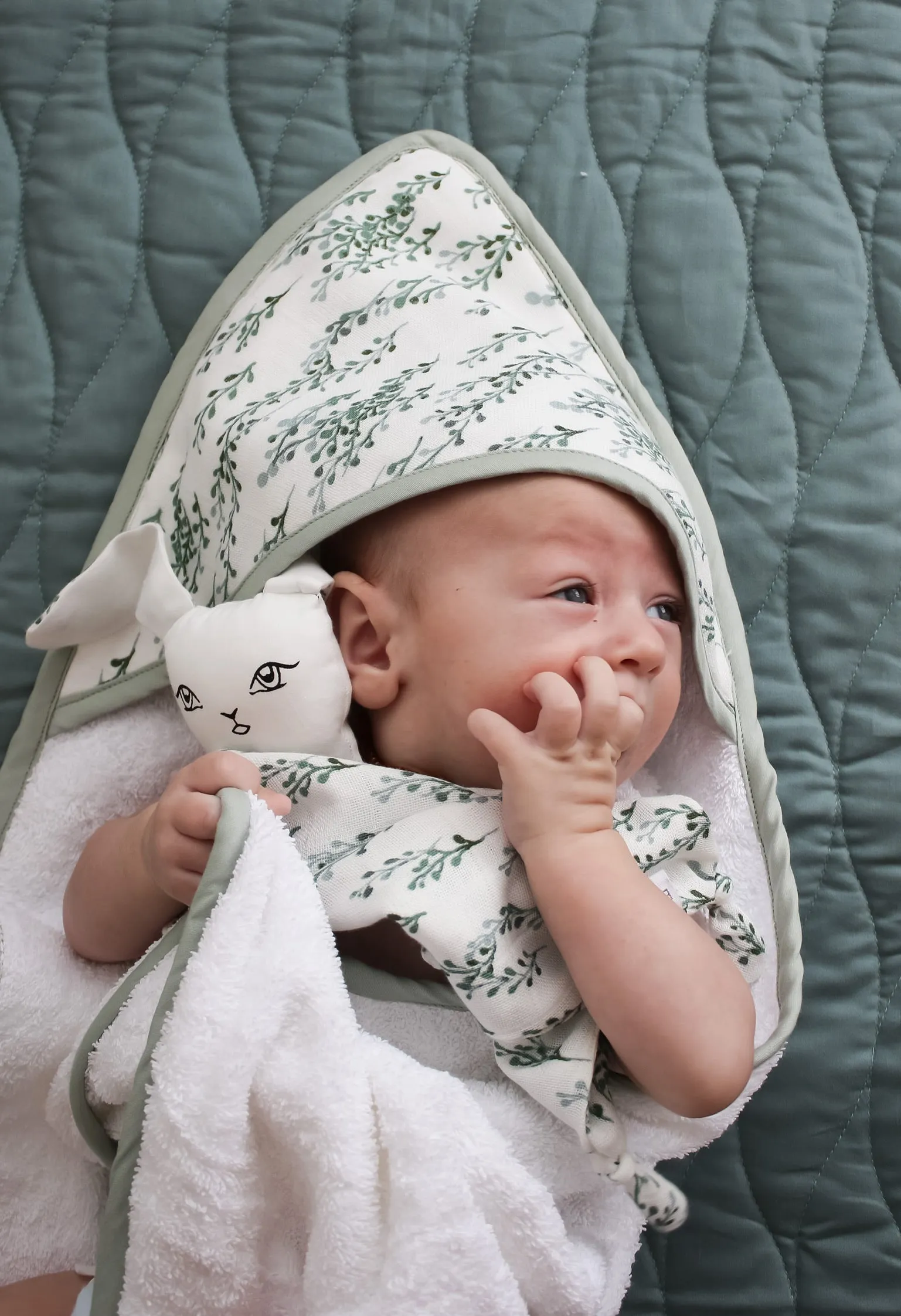Muslin Bunny Comforter - String of Pearls