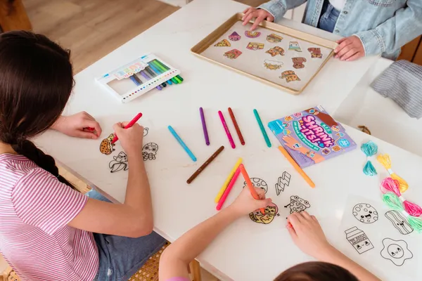 Ooly DIY Shrink Art Kit - BFF
