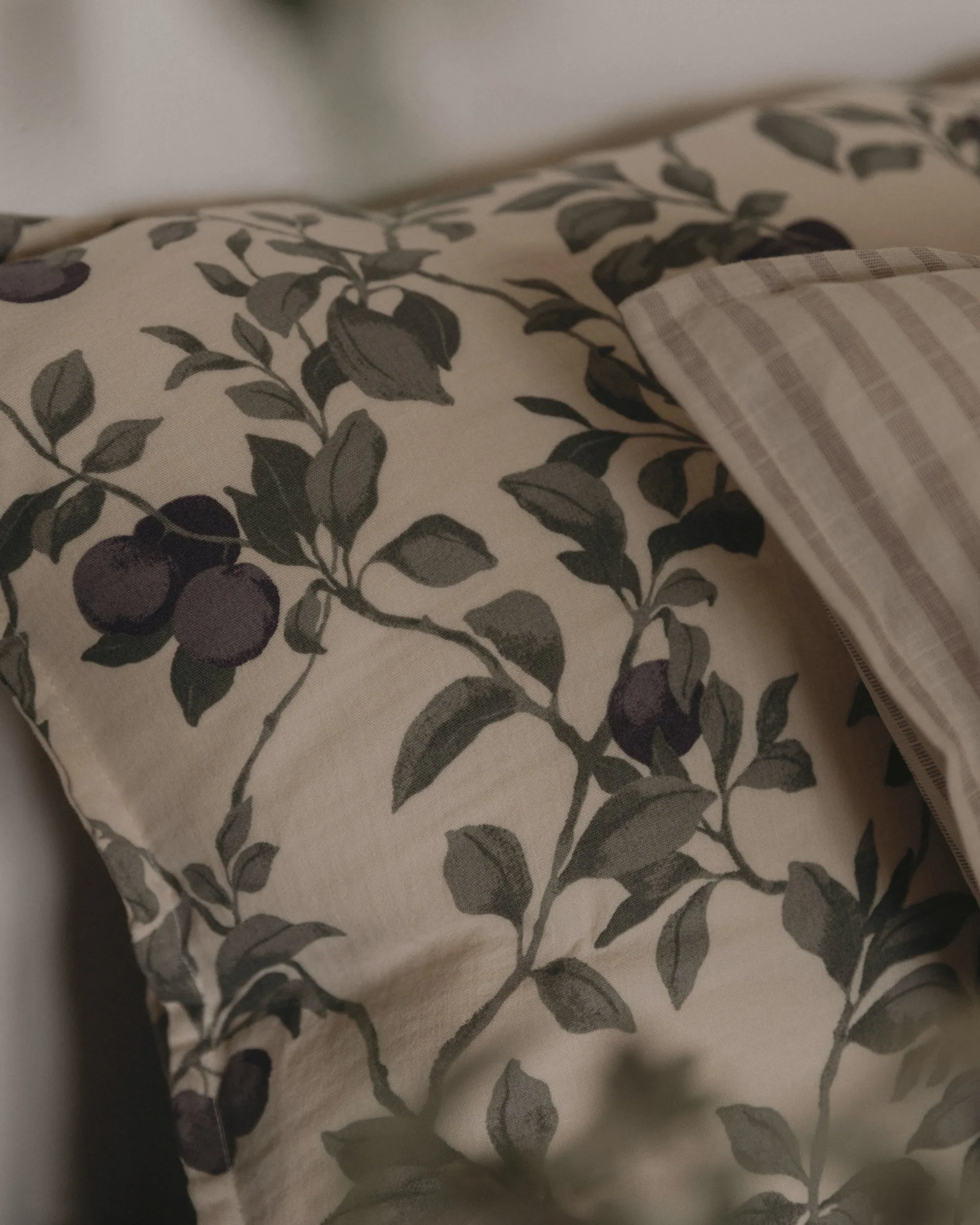 PLUM Muslin Pillowcase