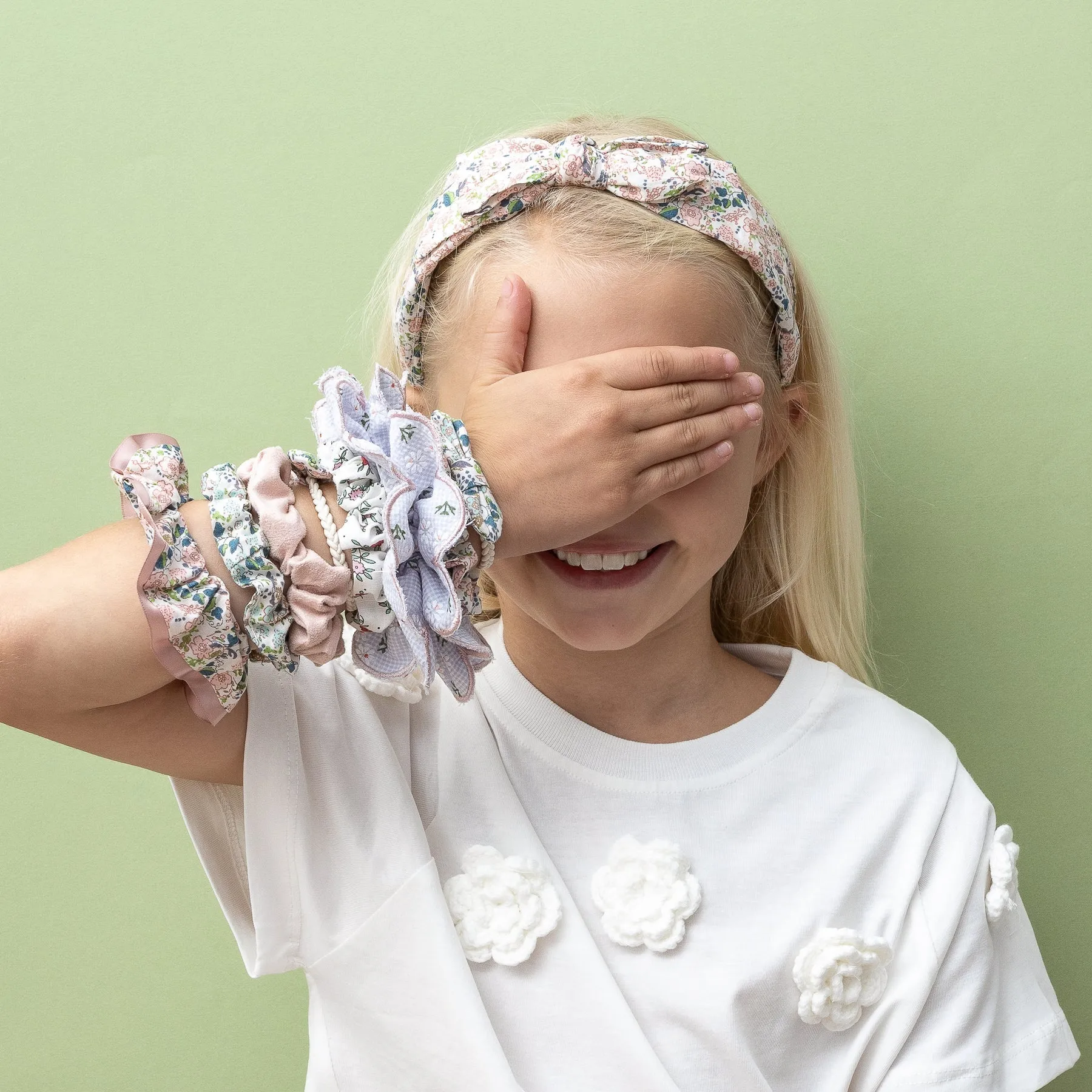 Scrunchie | Scalloped Floral