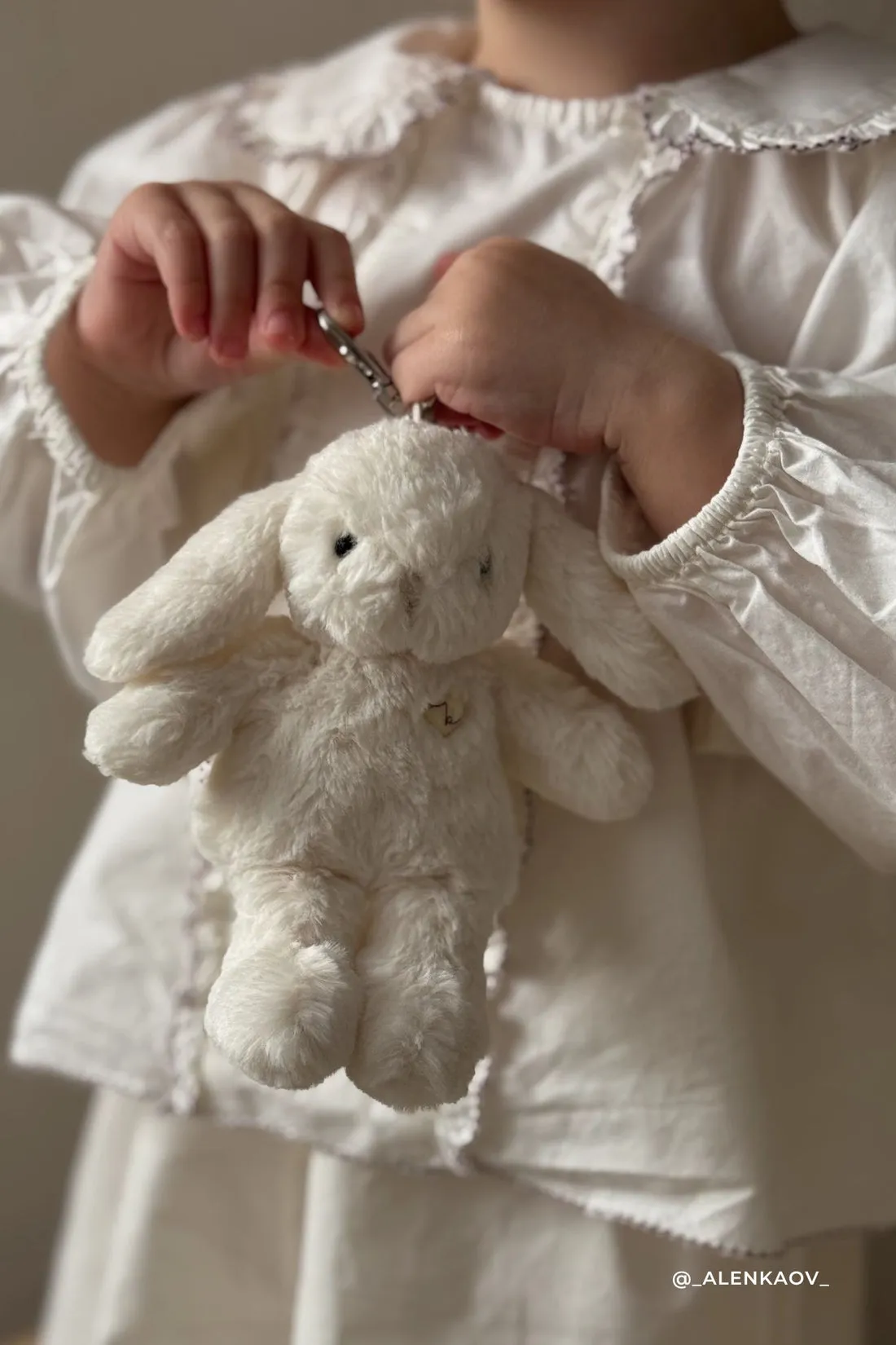 Snuggle Bunnies | Penelope KEYRING | Bunny Marshmallow