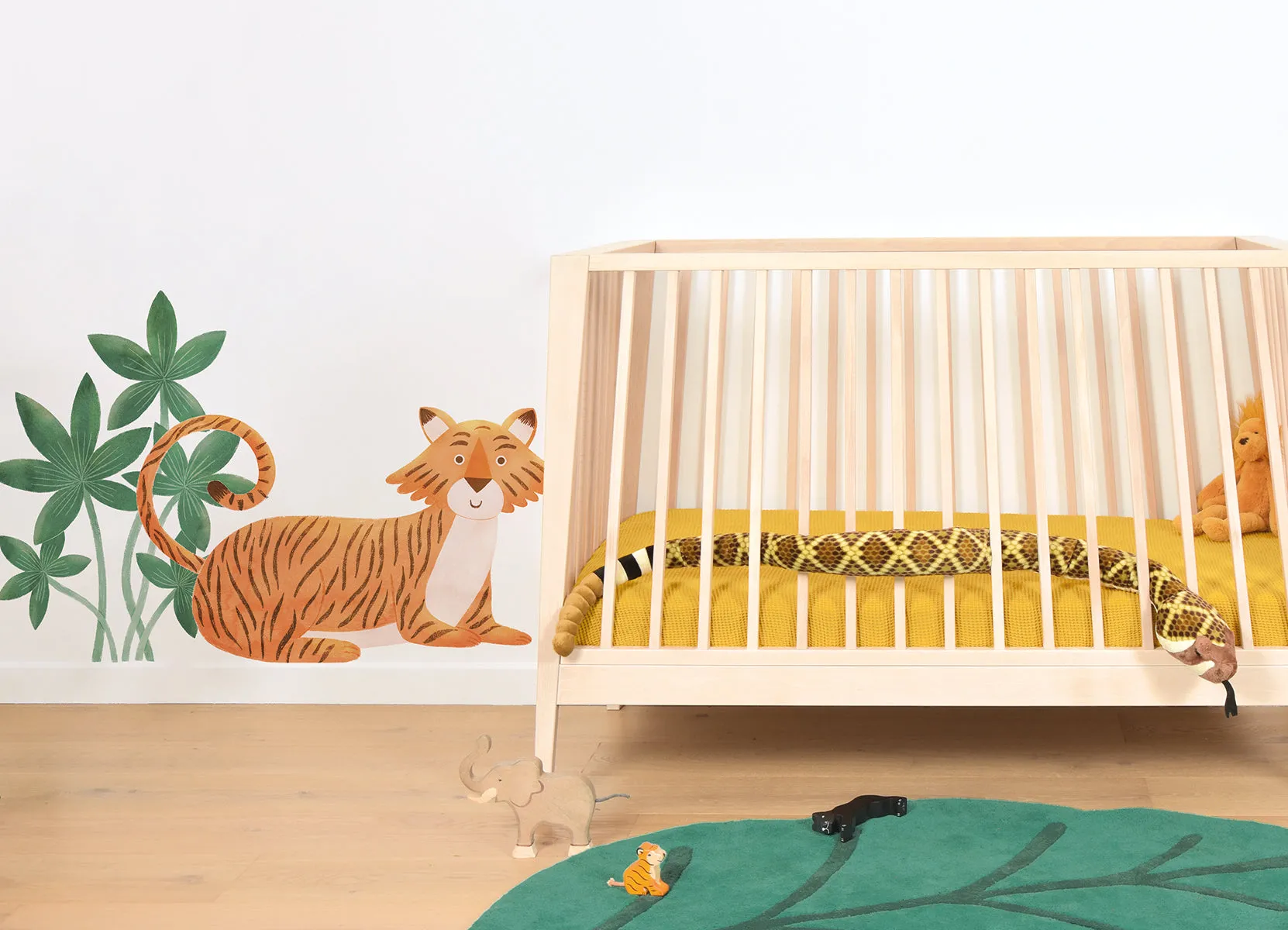 YATSUNI Jungle | Wall Decals Tropical Vegetation in TUBE